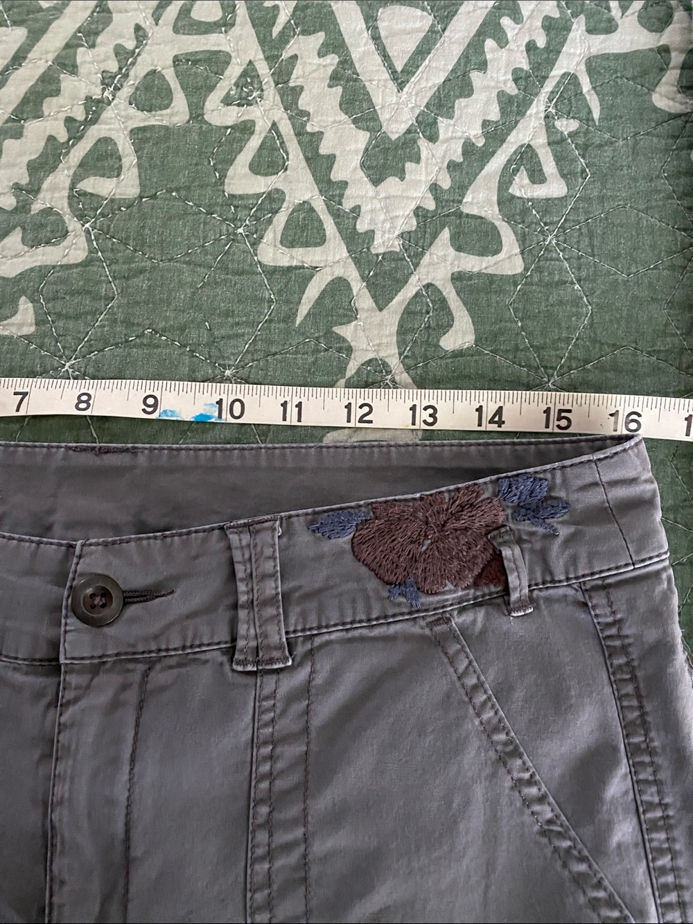 Sundance Embroidered Cargo Pants - Picture 5 of 9